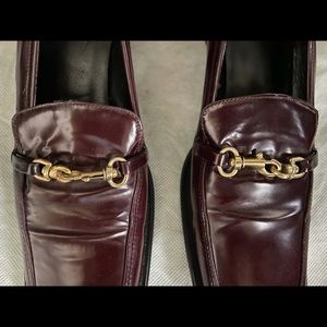 Coach Women’s square toe pumps with buckle